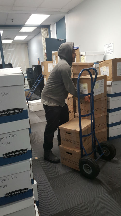 We_Haul_Movers_5832_Boulevard_Saint-Laurent_Montreal_Quebec_H2T1T3_Plateau-Mont-Royal_514-846-8080_dolly_move.jpg We_Haul_Movers_5832_Boulevard_Saint-Laurent_Montreal_Quebec_H2T1T3_Plateau-Mont-Royal_514-846-8080_dolly_move.jpg