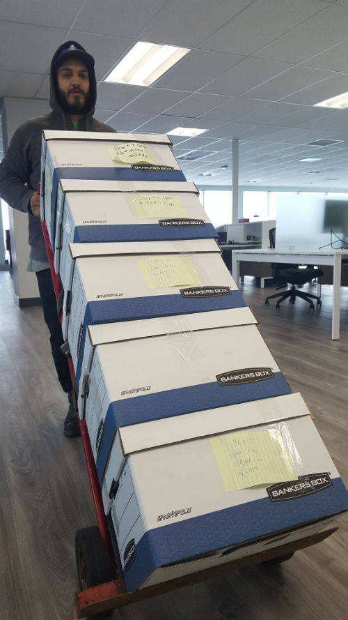 We_Haul_Movers_5832_Boulevard_Saint-Laurent_Montreal_Quebec_H2T1T3_Plateau-Mont-Royal_514-846-8080_team_many_boxes.jpg We_Haul_Movers_5832_Boulevard_Saint-Laurent_Montreal_Quebec_H2T1T3_Plateau-Mont-Royal_514-846-8080_team_many_boxes.jpg